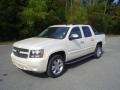 2008 White Diamond Tricoat Chevrolet Avalanche LTZ  photo #1