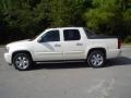 2008 White Diamond Tricoat Chevrolet Avalanche LTZ  photo #8