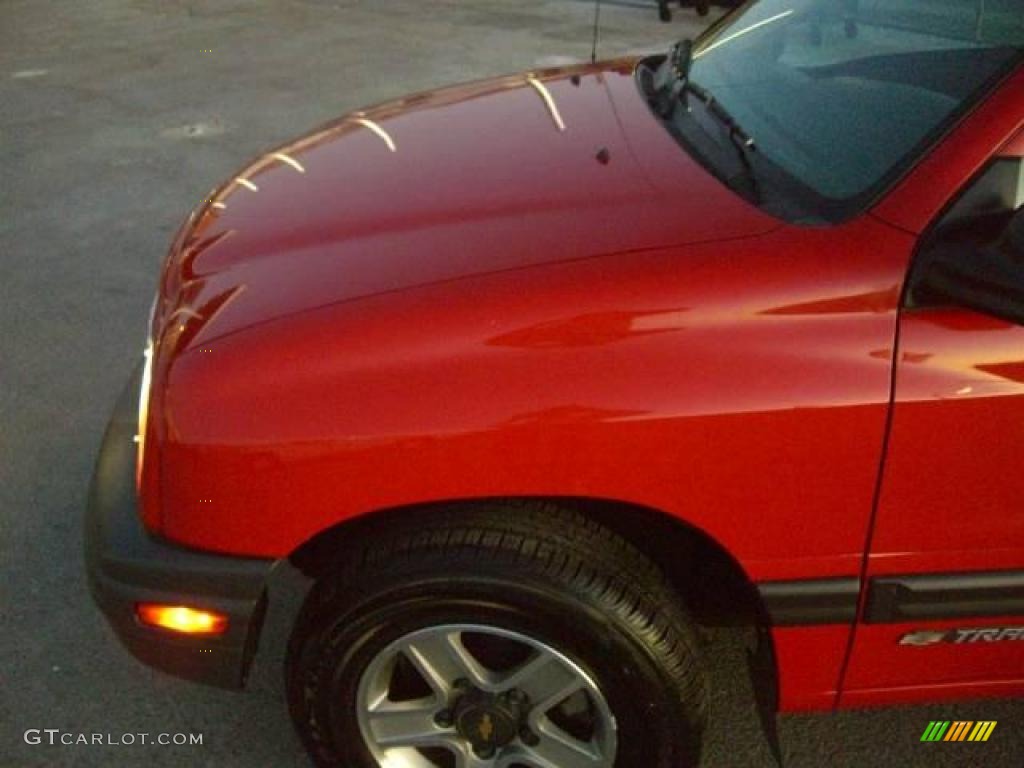 2002 Tracker 4WD Convertible - Wildfire Red / Medium Gray photo #16