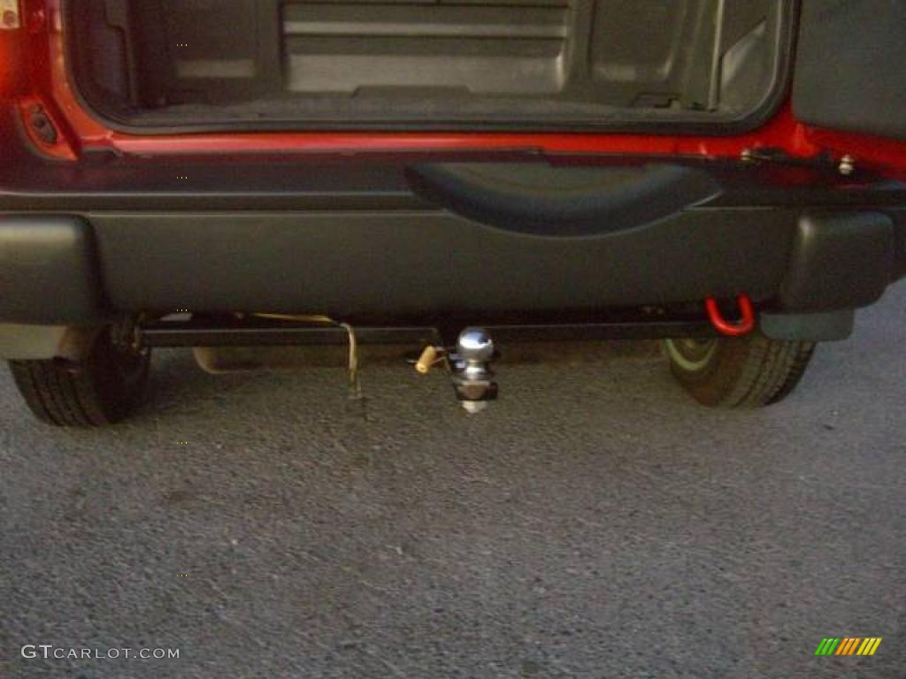 2002 Tracker 4WD Convertible - Wildfire Red / Medium Gray photo #17