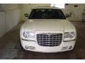 Cool Vanilla - 300 C HEMI AWD Photo No. 4