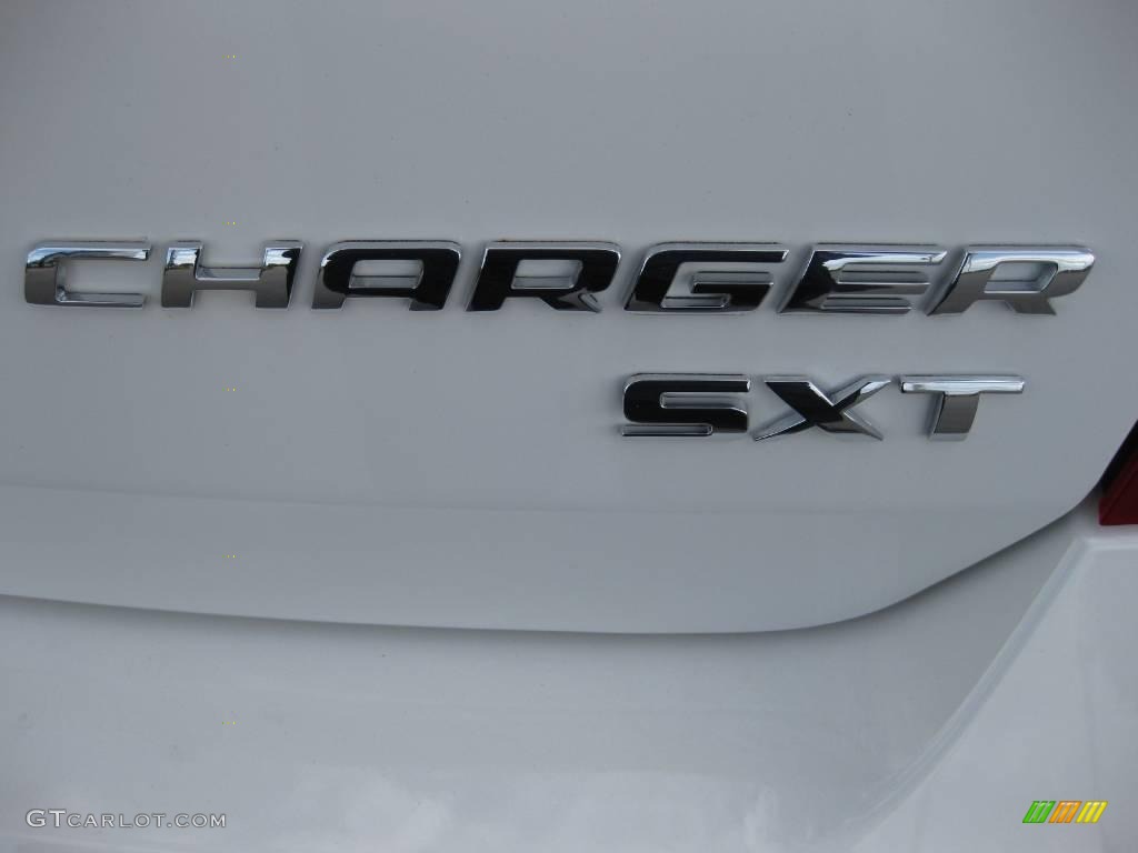 2010 Charger SXT - Stone White / Dark Slate Gray photo #7