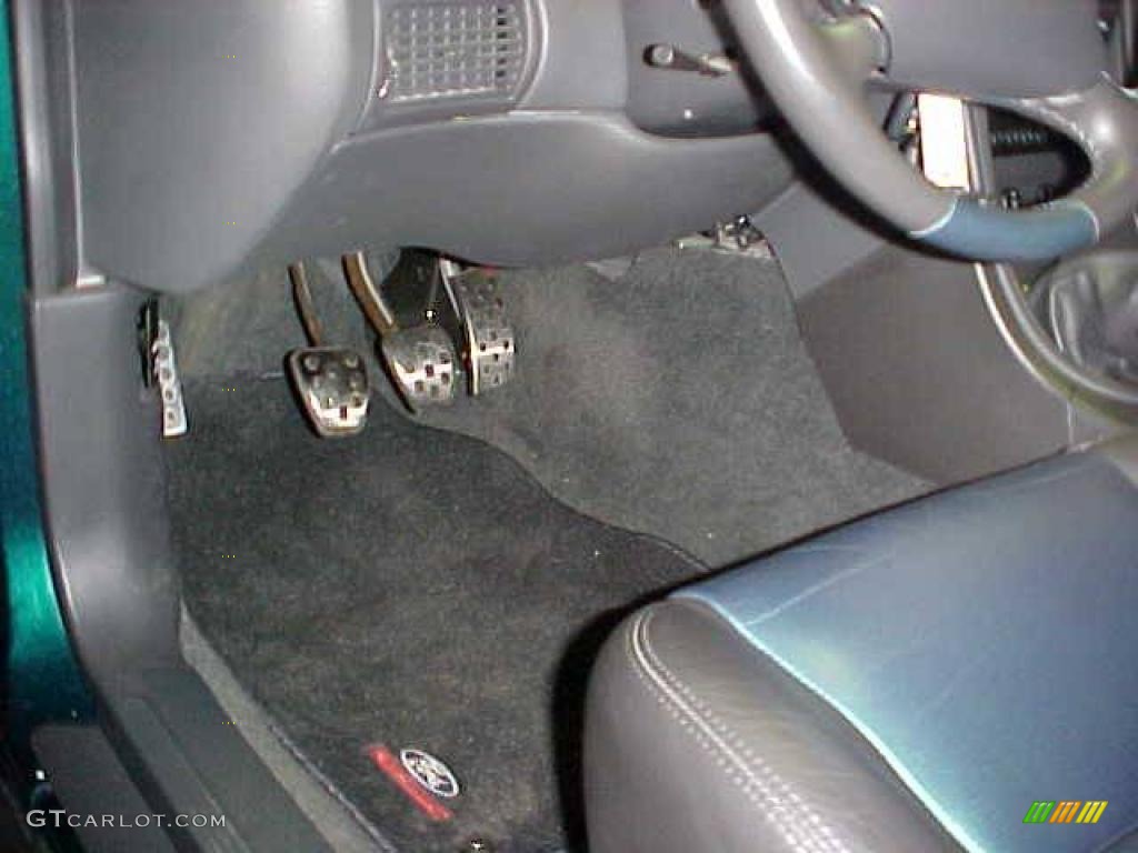 2004 Ford Mustang Cobra Coupe Controls Photo #20330307
