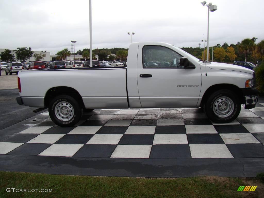 2004 Ram 1500 ST Regular Cab - Bright White / Dark Slate Gray photo #5