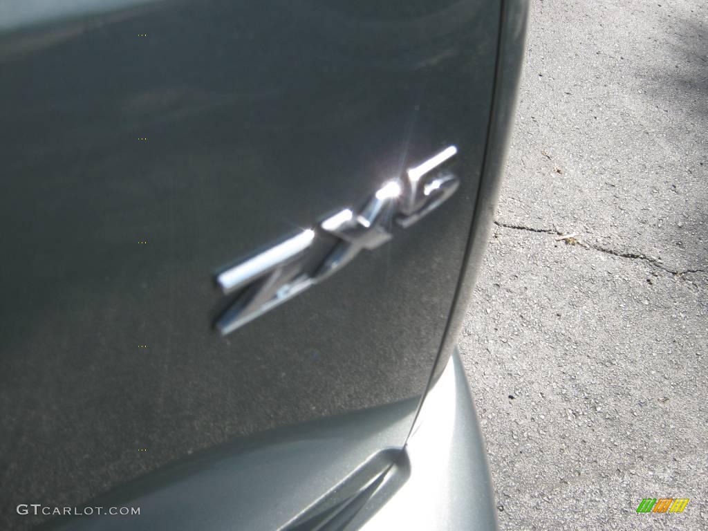2005 Focus ZX5 SE Hatchback - Light Tundra Metallic / Charcoal/Charcoal photo #12