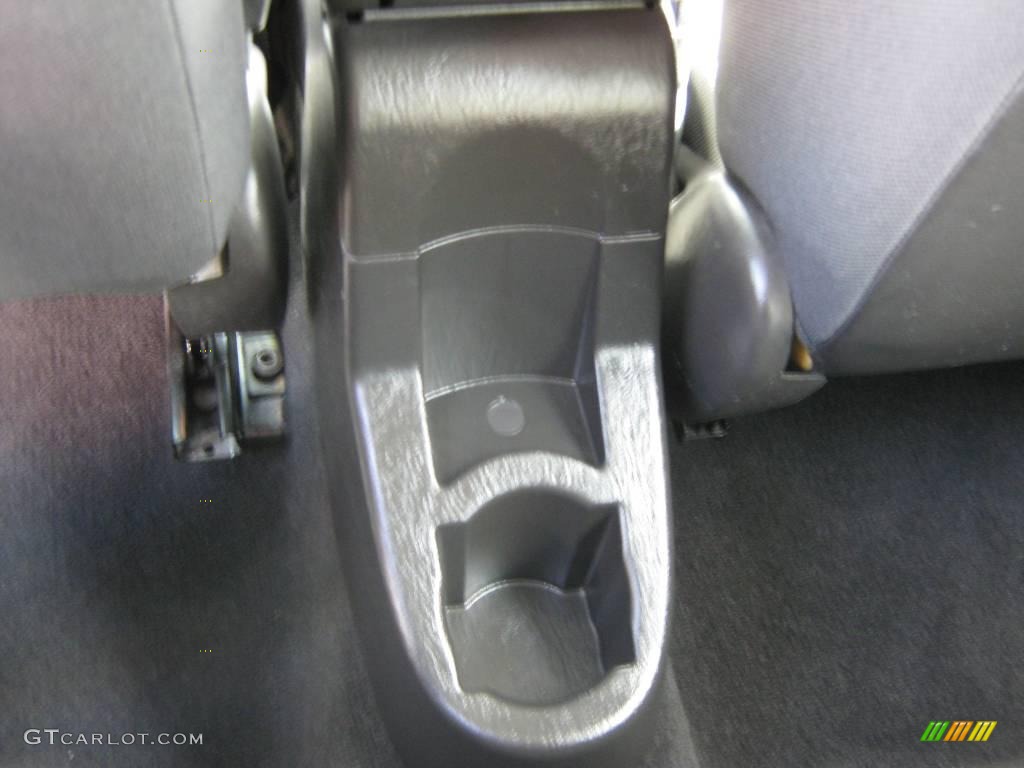 2005 Focus ZX5 SE Hatchback - Light Tundra Metallic / Charcoal/Charcoal photo #23