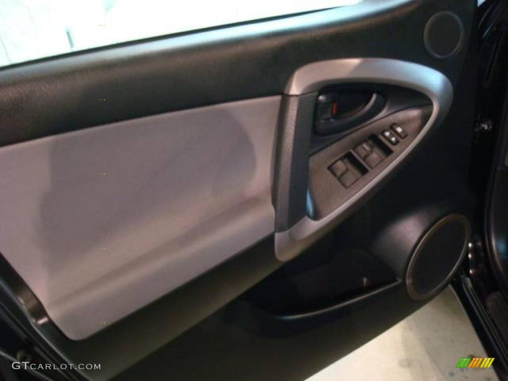 2008 RAV4 4WD - Black / Ash photo #11