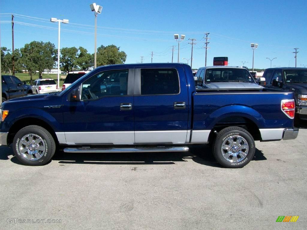 2010 F150 XLT SuperCrew - Dark Blue Pearl Metallic / Medium Stone photo #2