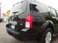 2006 Super Black Nissan Pathfinder LE 4x4  photo #22