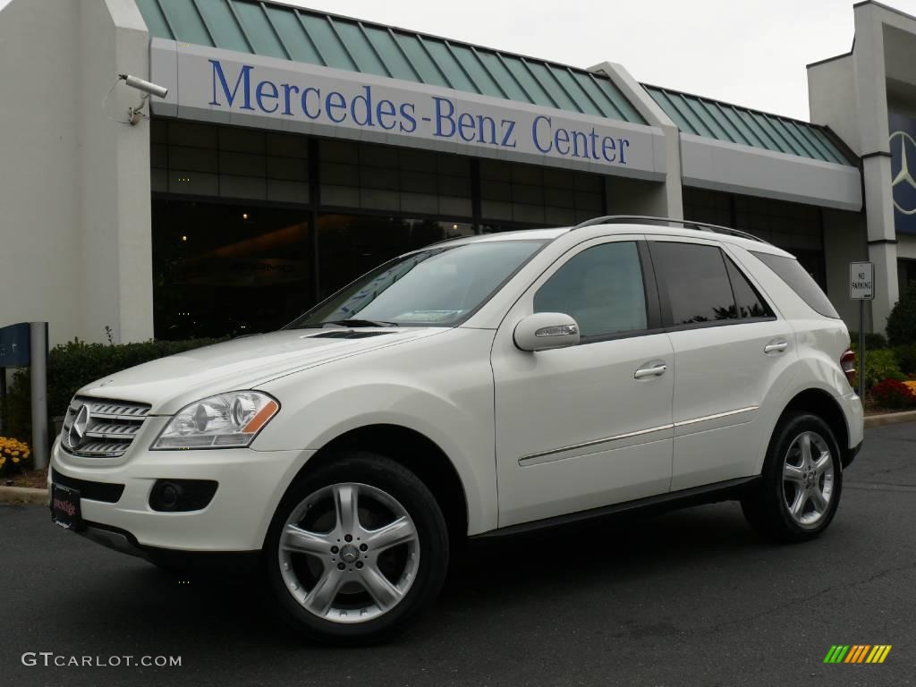 2008 ML 350 4Matic - Arctic White / Macadamia photo #1