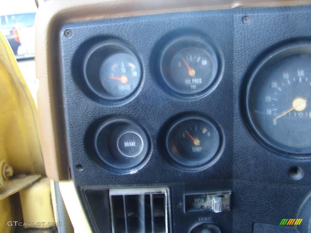1977 Chevrolet C/K K10 Custom Deluxe Regular Cab 4x4 Gauges Photo #20341035