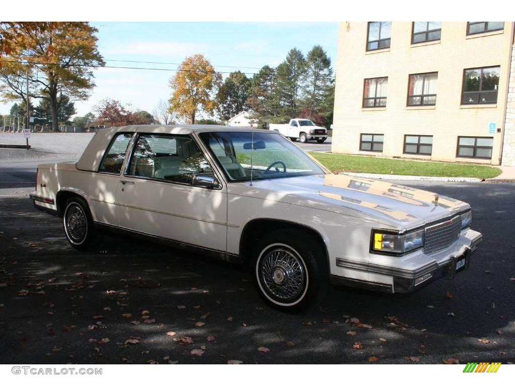 1987 DeVille Coupe - White / Dark Sapphire Blue photo #4