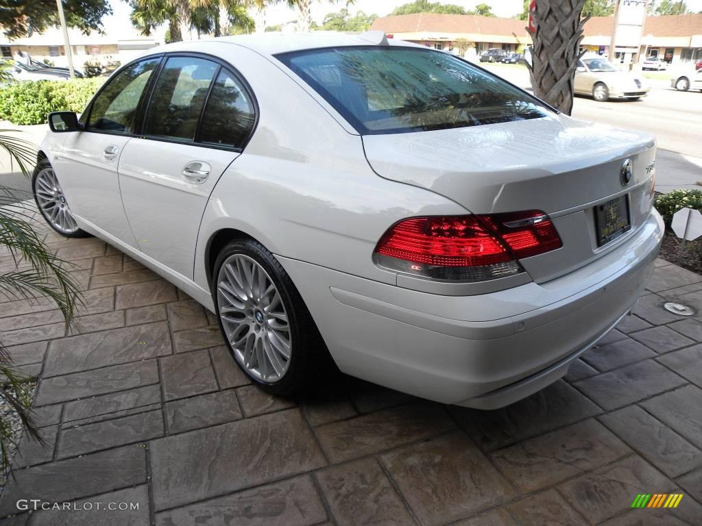2007 7 Series 750i Sedan - Alpine White / Rust Brown photo #17