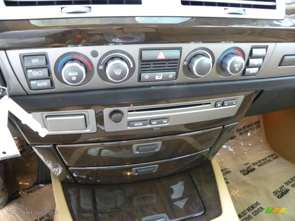2007 7 Series 750i Sedan - Alpine White / Rust Brown photo #21