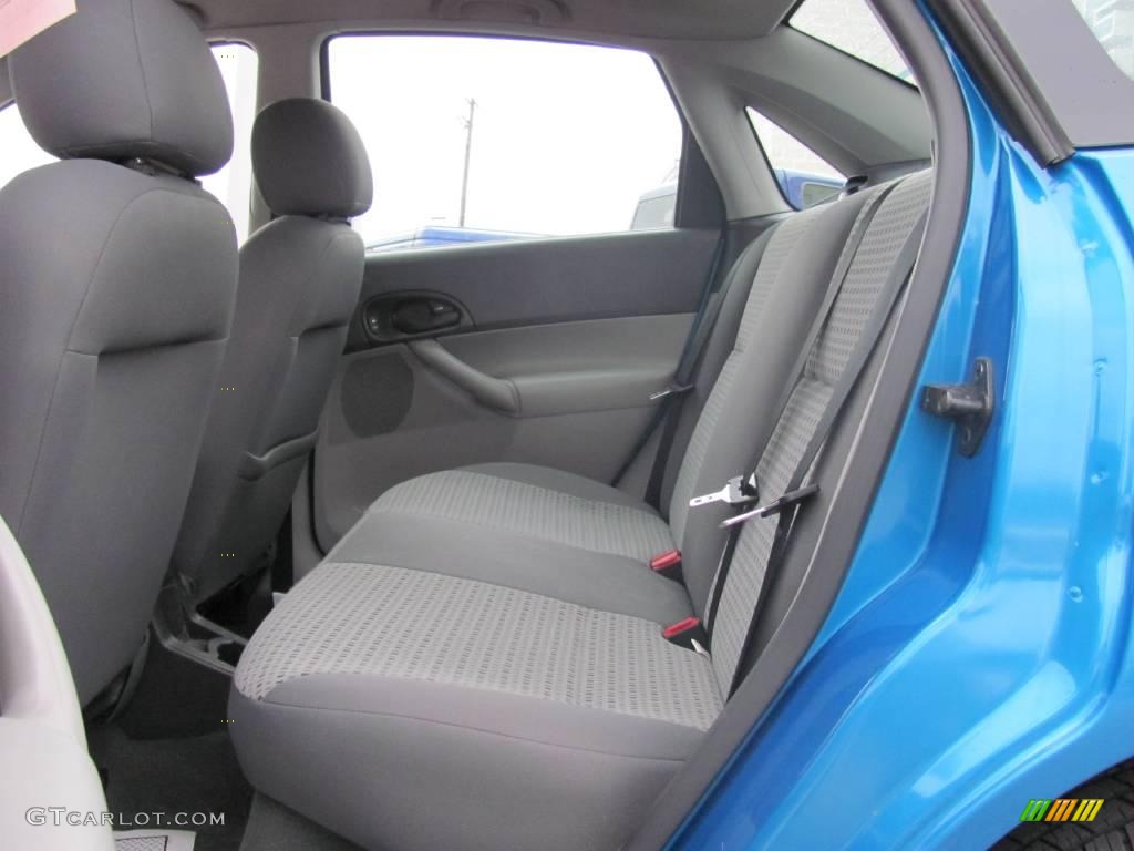 2007 Focus ZX4 SE Sedan - Aqua Blue Metallic / Charcoal/Light Flint photo #14