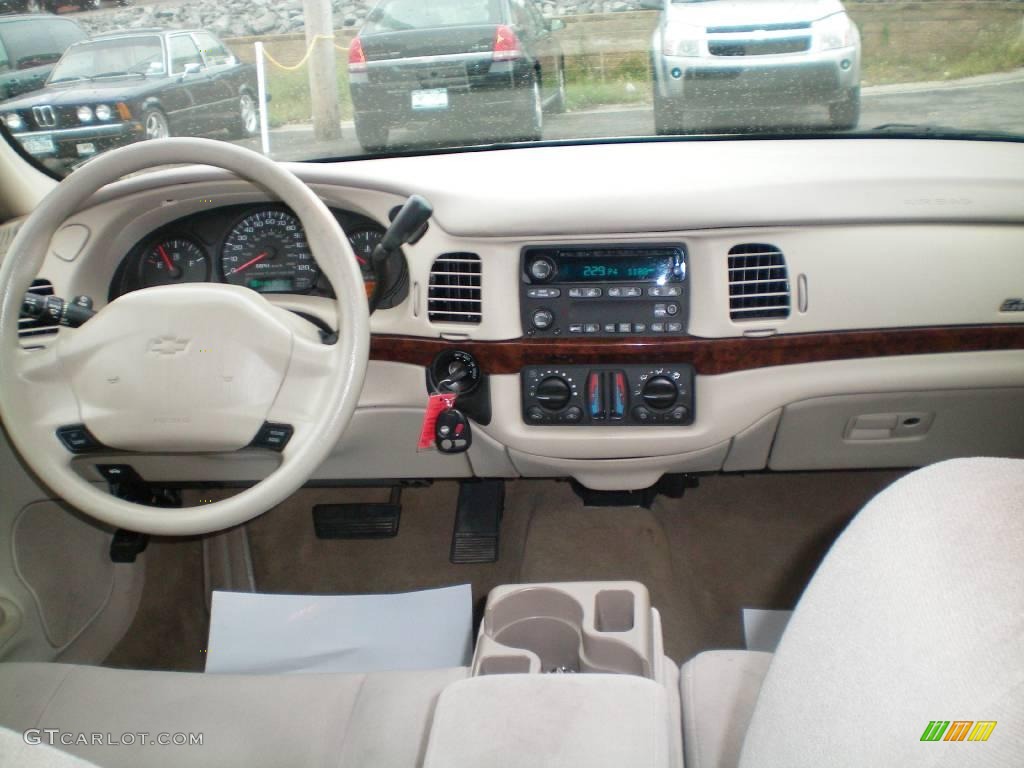 2004 Impala  - Sandstone Metallic / Neutral Beige photo #23