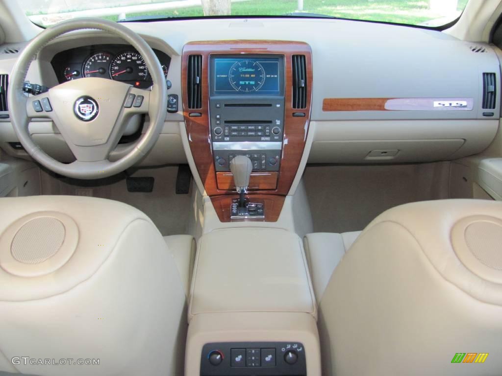 2006 STS V8 - Sand Storm / Cashmere photo #13