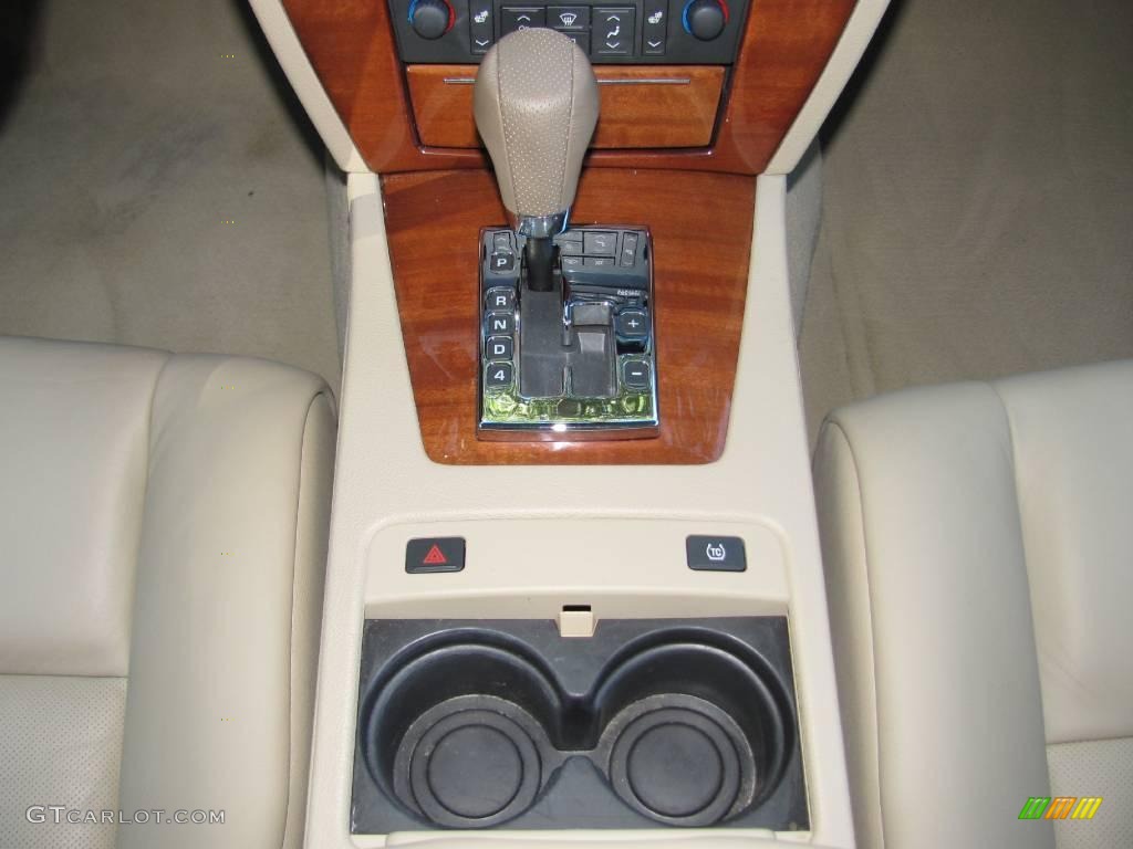 2006 STS V8 - Sand Storm / Cashmere photo #16