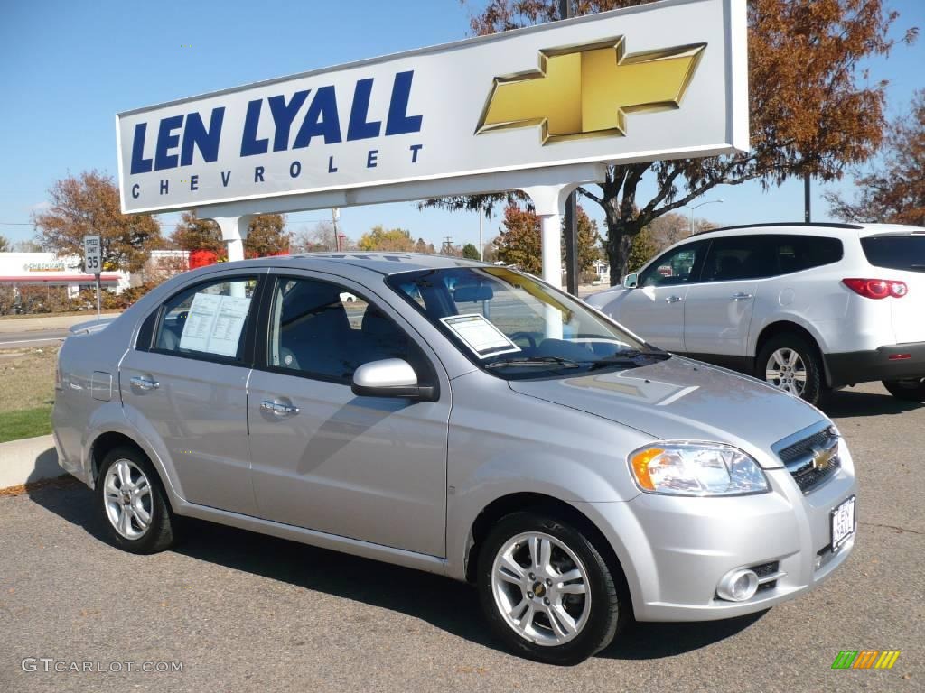 2009 Aveo LT Sedan - Cosmic Silver / Charcoal photo #1