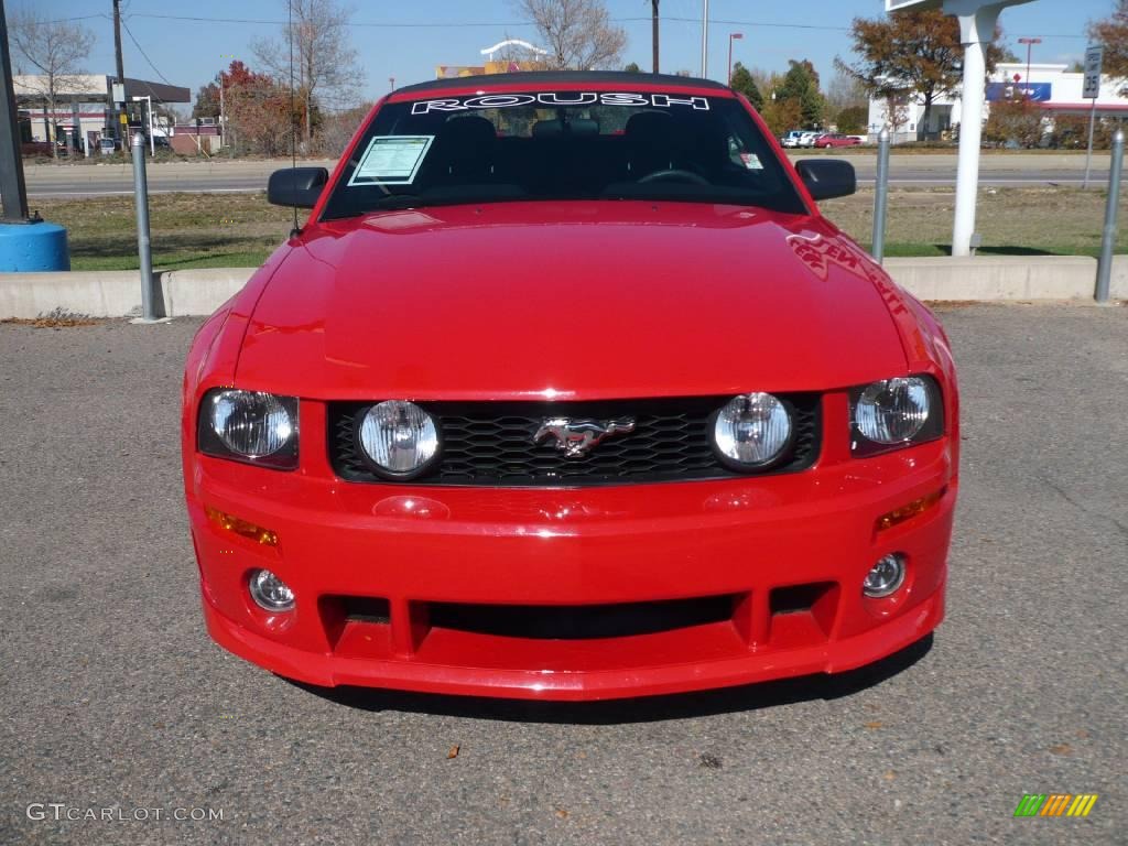 2005 Mustang GT Deluxe Convertible - Torch Red / Dark Charcoal photo #2
