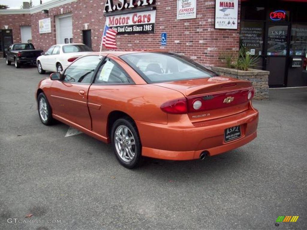 2005 Cavalier LS Sport Coupe - Sunburst Orange Metallic / Graphite Gray photo #3