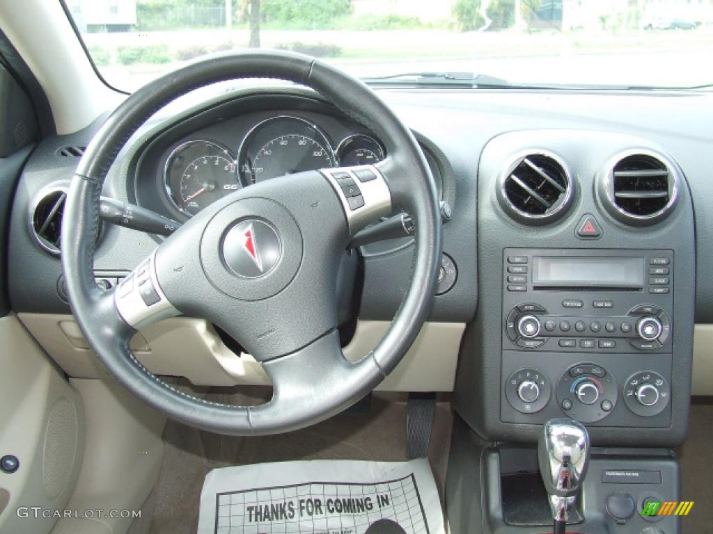 2006 G6 GT Sedan - Ivory White / Light Taupe photo #6