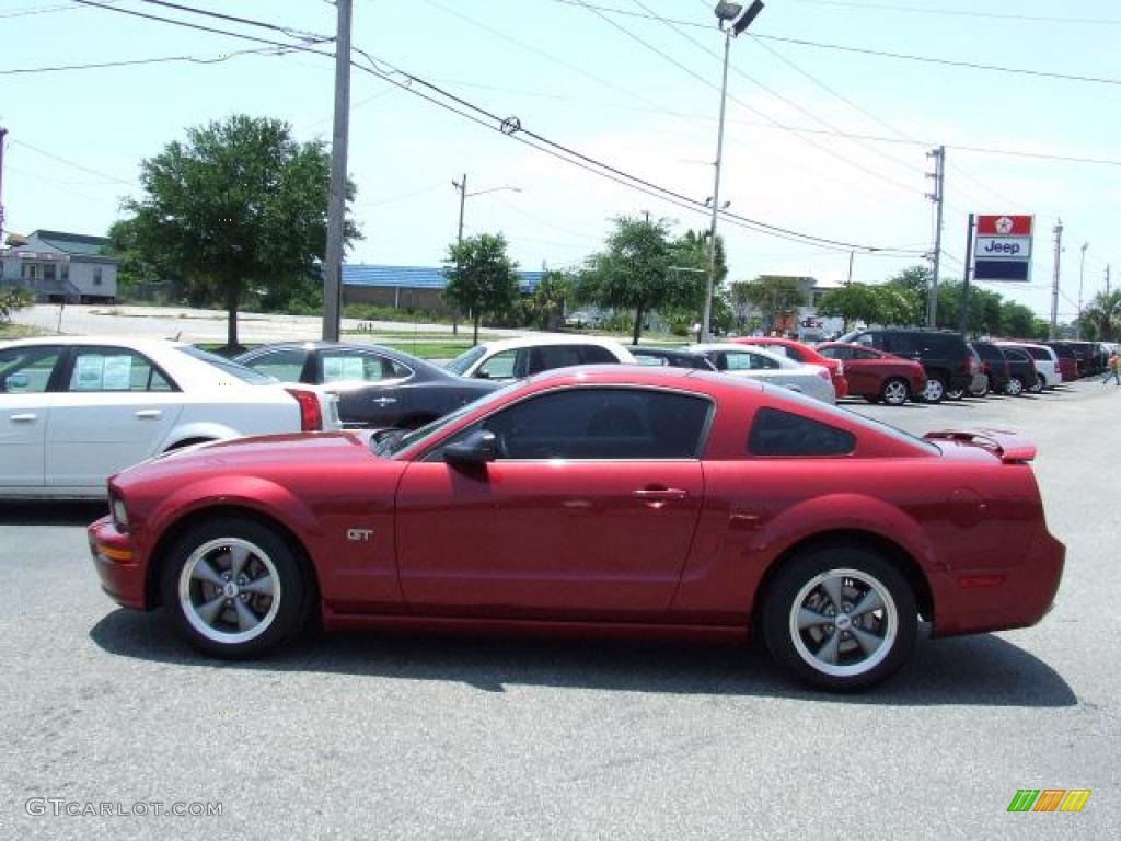 2006 Mustang GT Deluxe Coupe - Redfire Metallic / Light Graphite photo #2