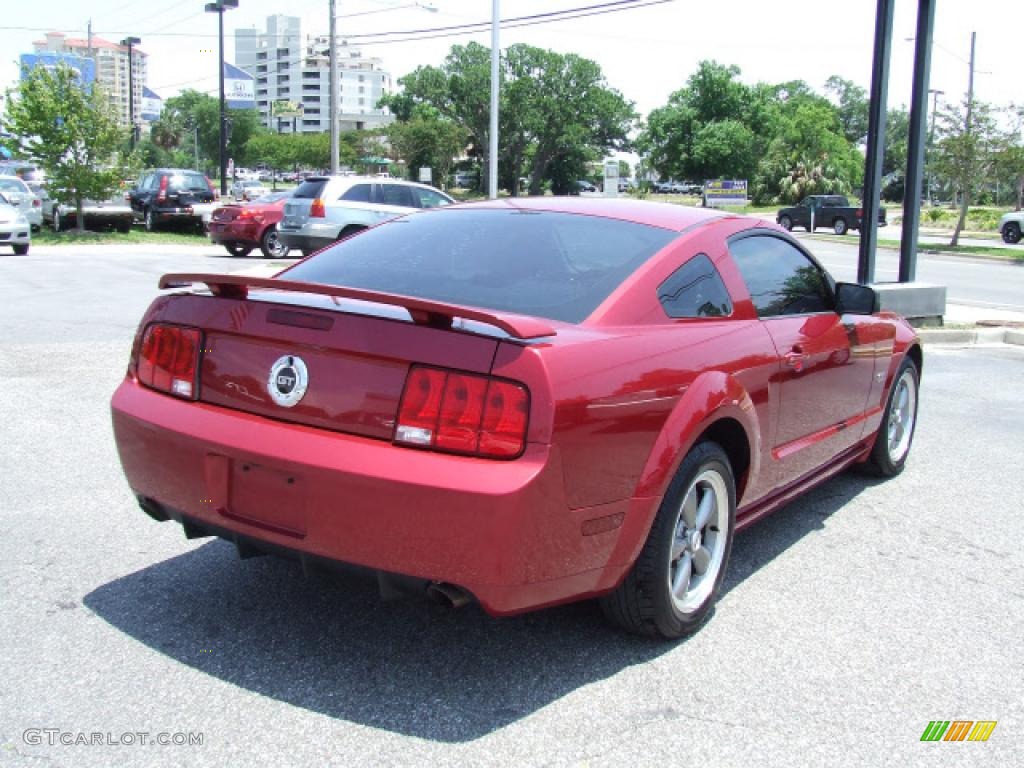 2006 Mustang GT Deluxe Coupe - Redfire Metallic / Light Graphite photo #3