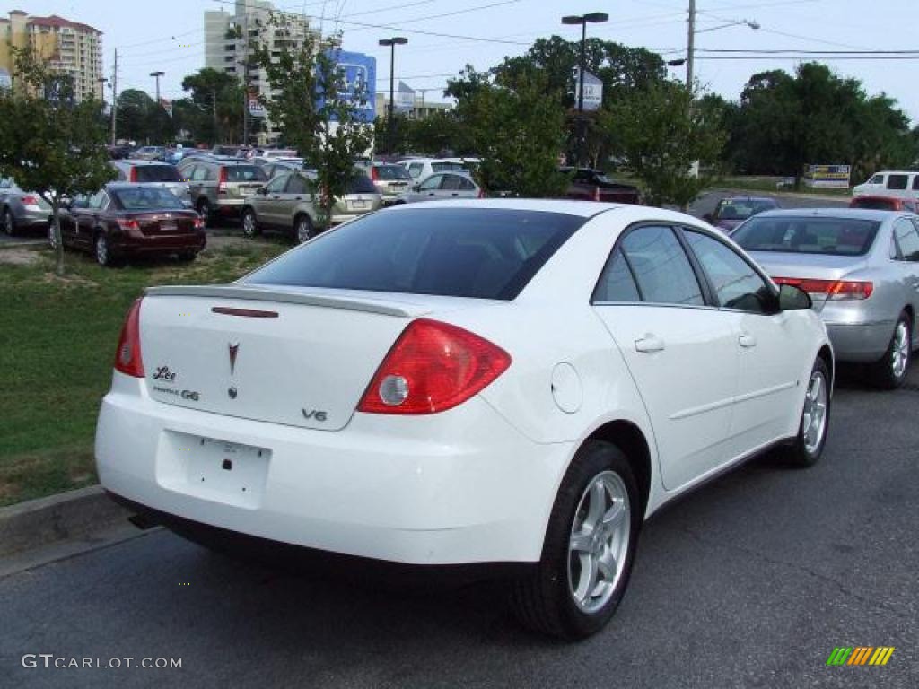 2009 G6 V6 Sedan - Summit White / Ebony photo #4