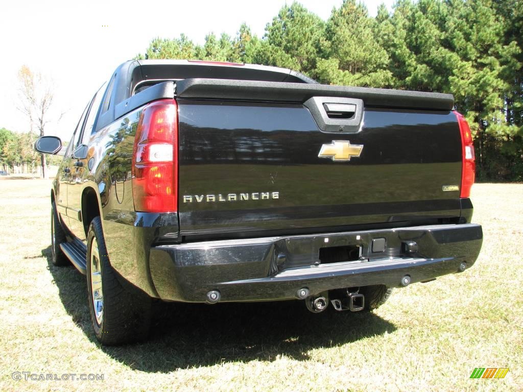 2007 Avalanche LTZ 4WD - Black / Dark Titanium/Light Titanium photo #8