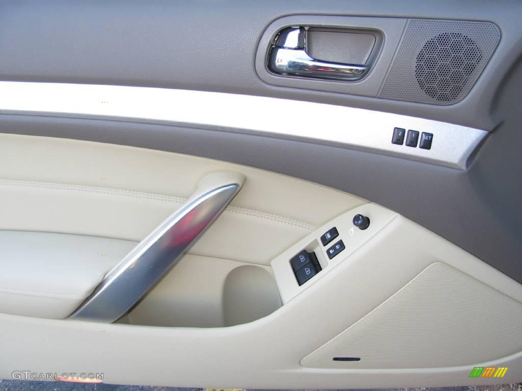 2008 Infiniti G 37 Journey Coupe Wheat Door Panel Photo #20391444