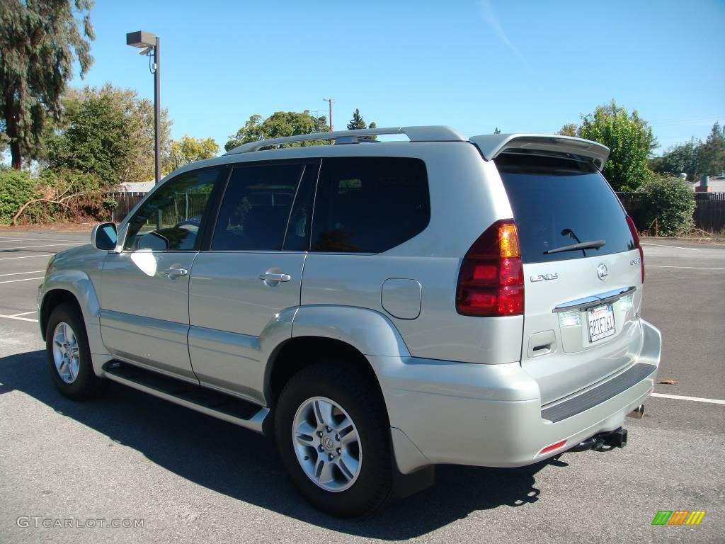 2005 GX 470 - Silver Pine Metallic / Dark Gray photo #2