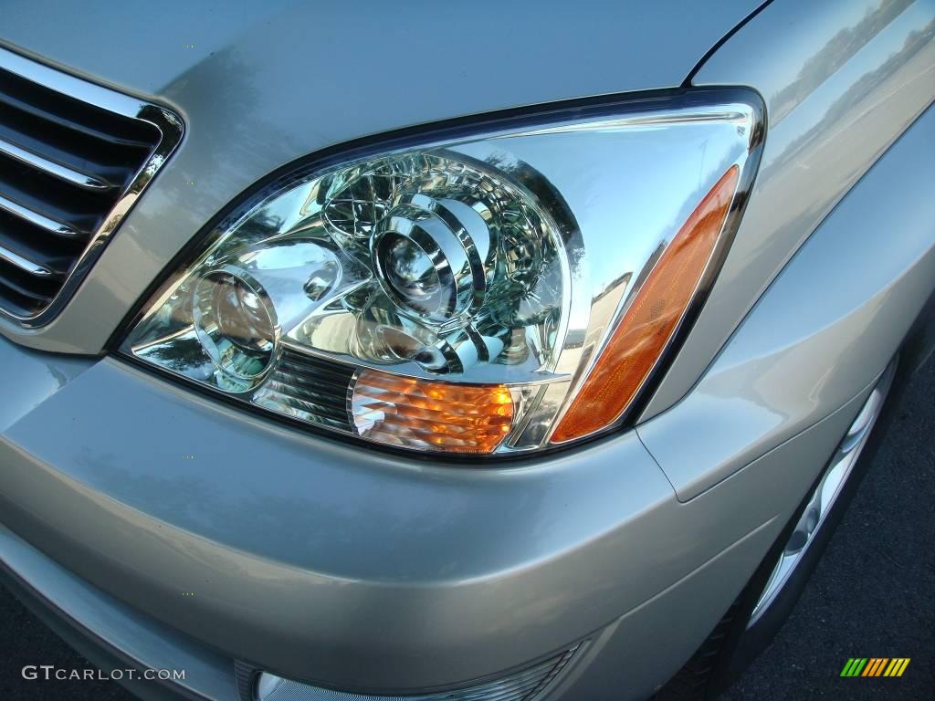 2005 GX 470 - Silver Pine Metallic / Dark Gray photo #23