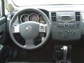 Brilliant Silver - Versa 1.8 S Hatchback Photo No. 7