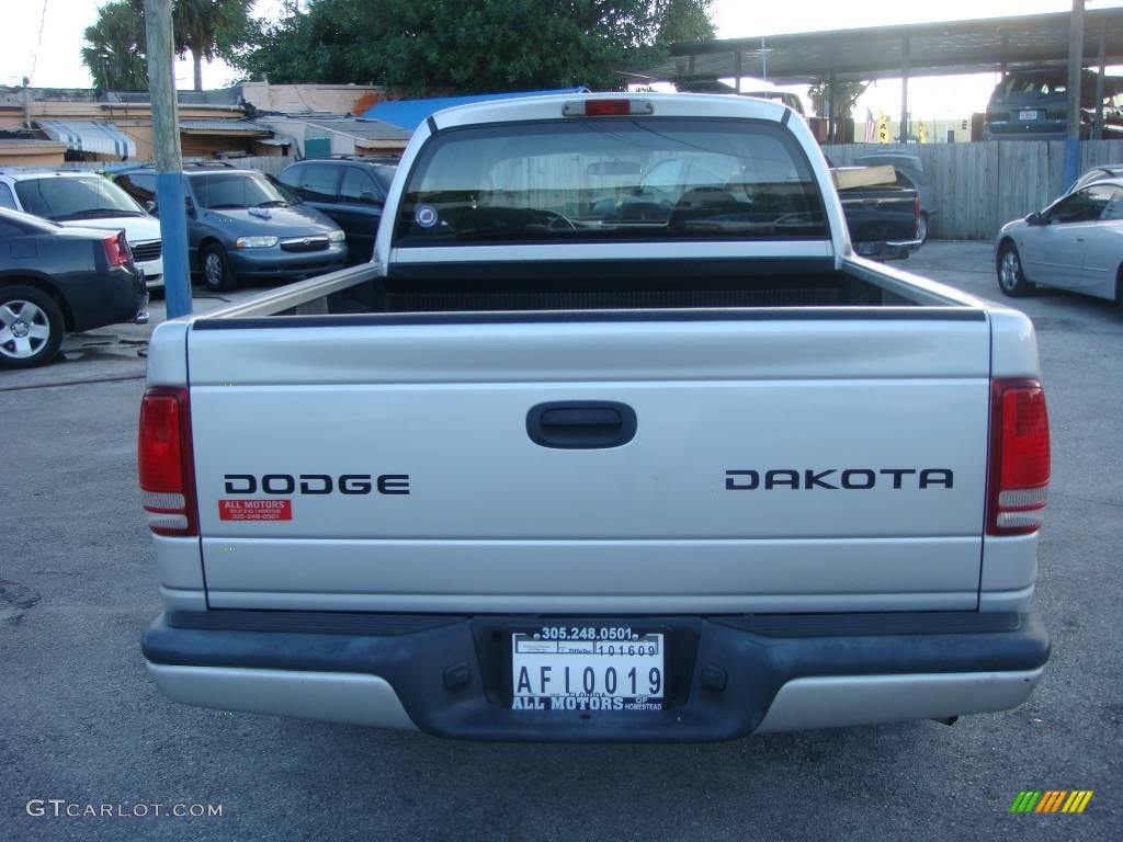 2004 Dakota Sport Quad Cab - Bright Silver Metallic / Dark Slate Gray photo #4