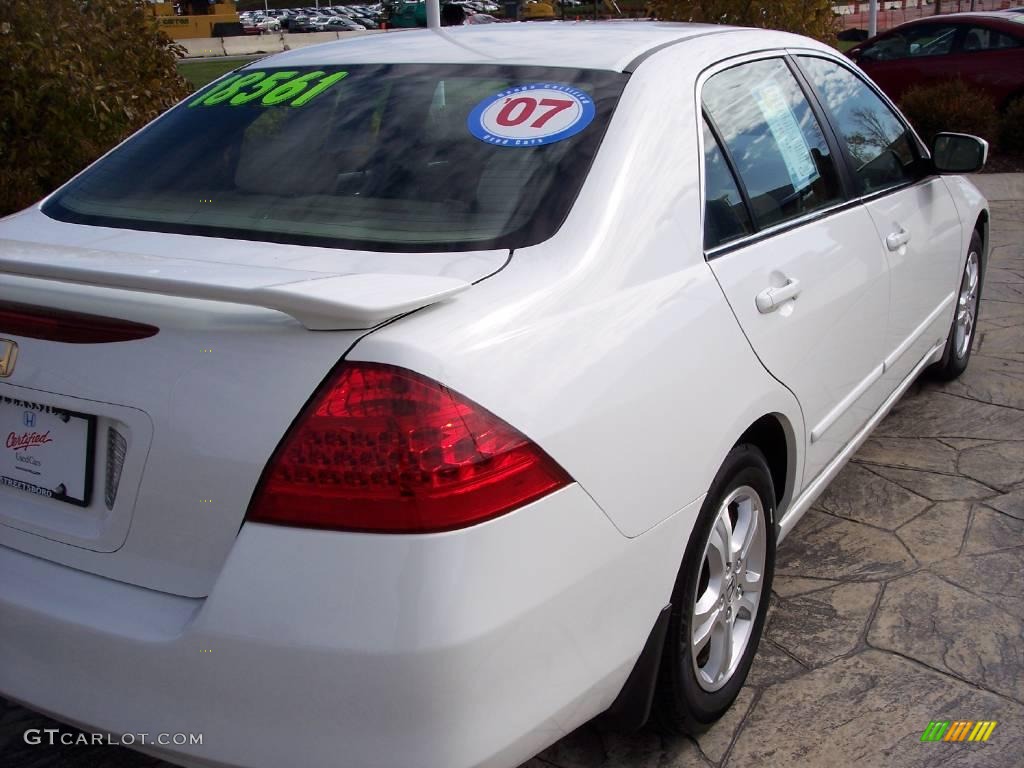 2007 Accord EX Sedan - Taffeta White / Ivory photo #8