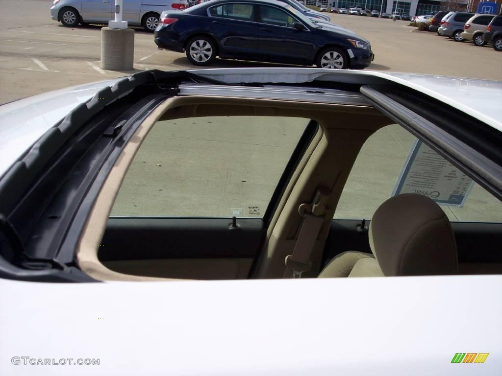 2007 Accord EX Sedan - Taffeta White / Ivory photo #11