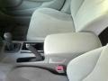 Super White - Camry CE Photo No. 14