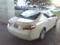 Super White - Camry CE Photo No. 16