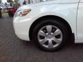 Super White - Camry LE Photo No. 3