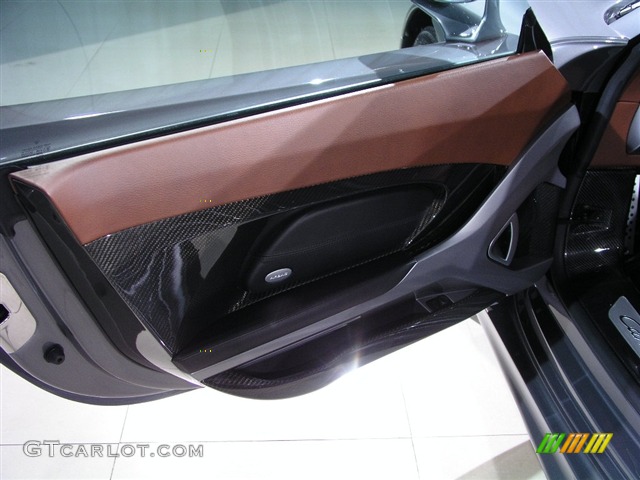 2005 Porsche Carrera GT Standard Carrera GT Model Ascot Brown Door Panel Photo #204327