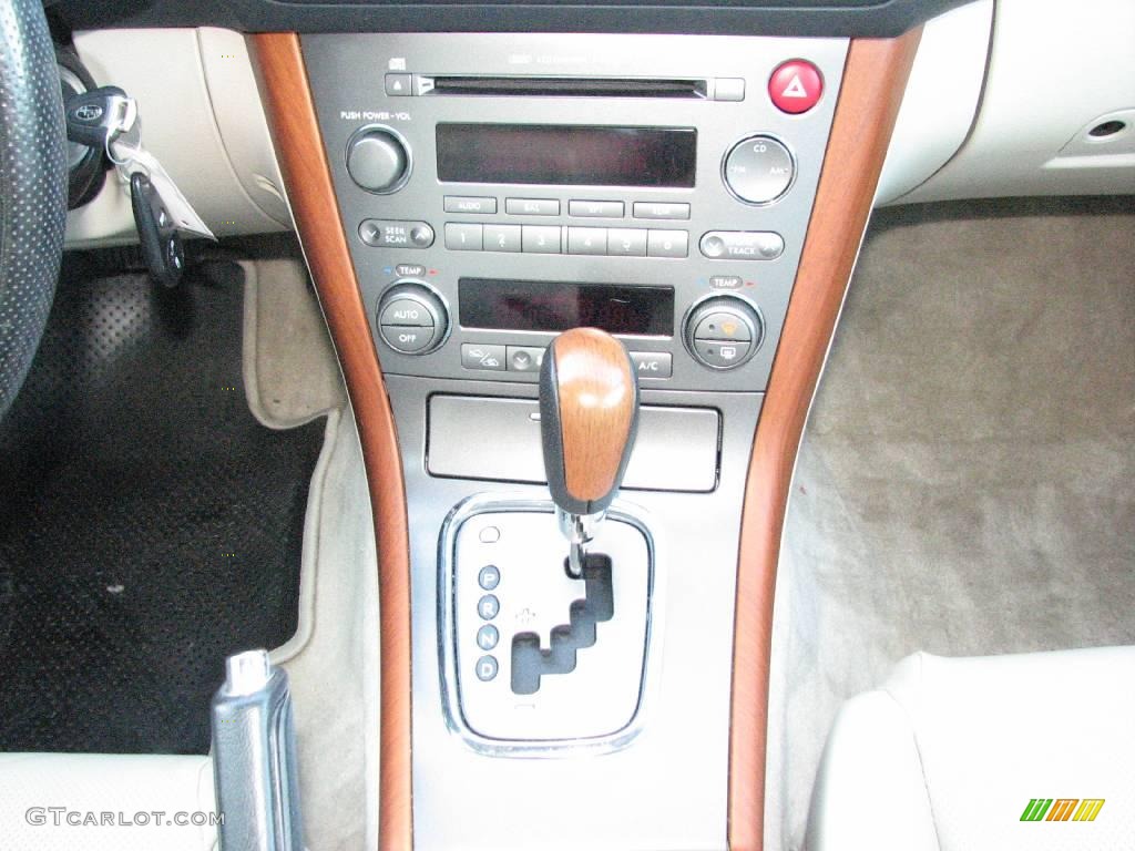 2006 Legacy 2.5 GT Limited Sedan - Regal Blue Pearl / Taupe photo #17