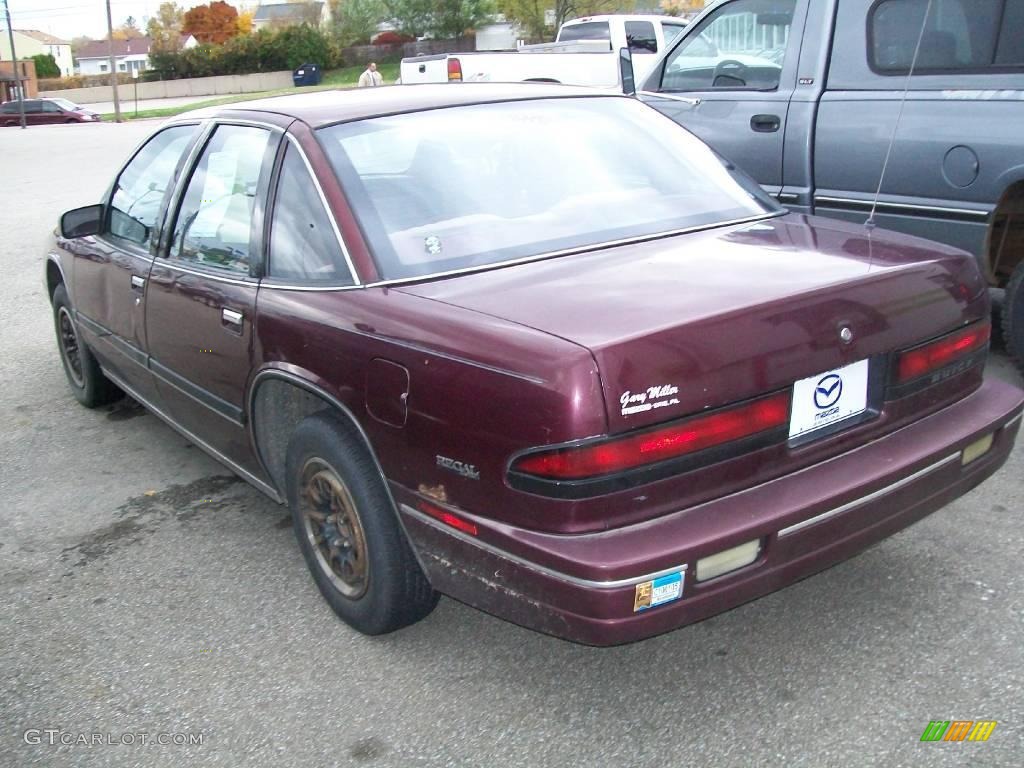 1992 Regal Custom - Medium Garnet Red Metallic / Red photo #2