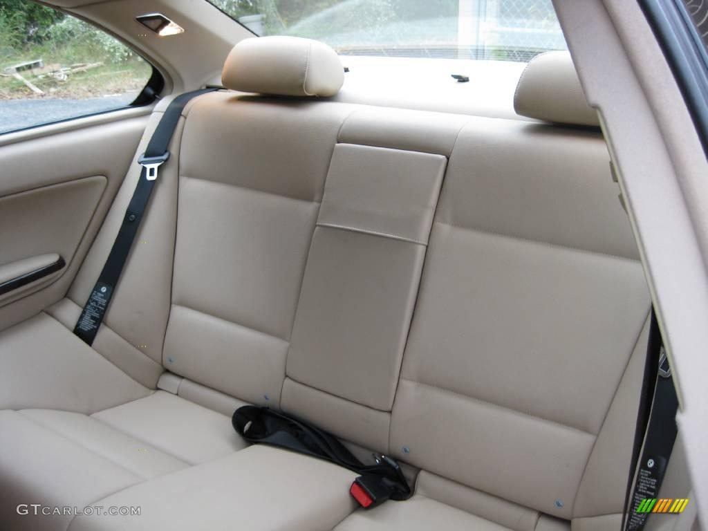 2005 3 Series 325i Coupe - Alpine White / Sand photo #17