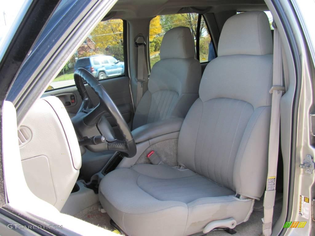 2004 Blazer LS 4x4 - Light Pewter Metallic / Medium Gray photo #7