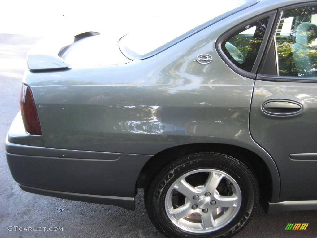 2004 Impala LS - Medium Gray Metallic / Medium Gray photo #11
