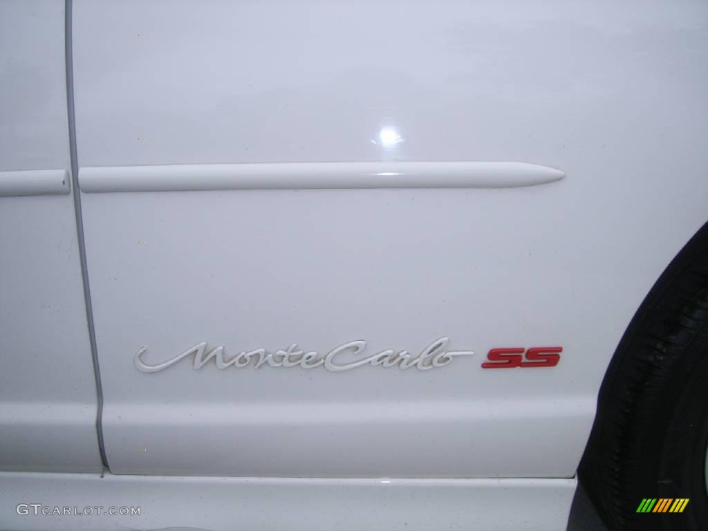 2003 Monte Carlo SS - White / Neutral Beige photo #4