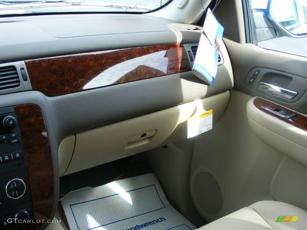2009 Silverado 1500 LTZ Crew Cab 4x4 - Summit White / Light Cashmere photo #6