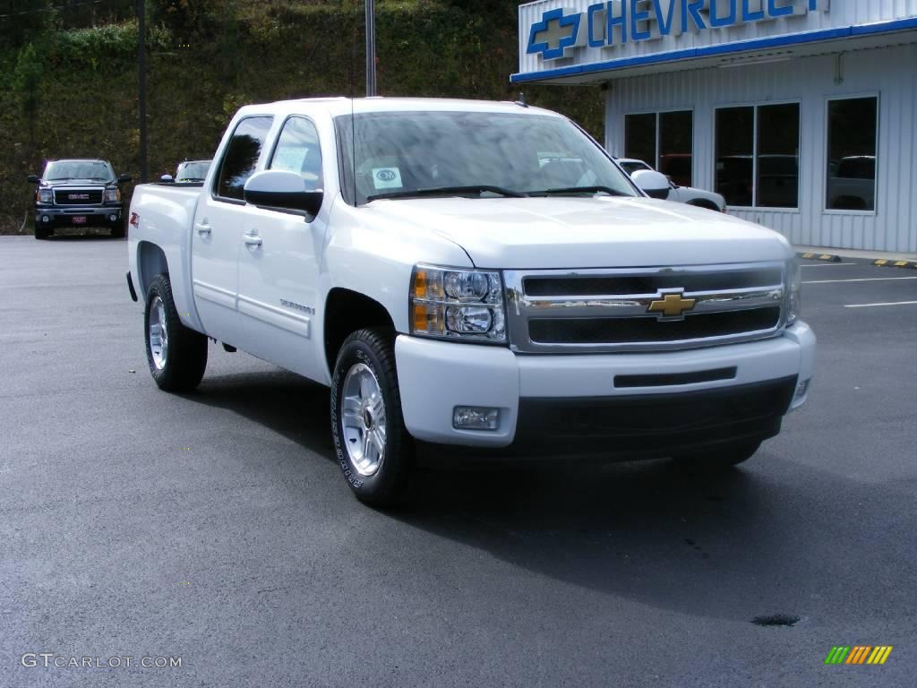 2009 Silverado 1500 LTZ Crew Cab 4x4 - Summit White / Light Cashmere photo #8