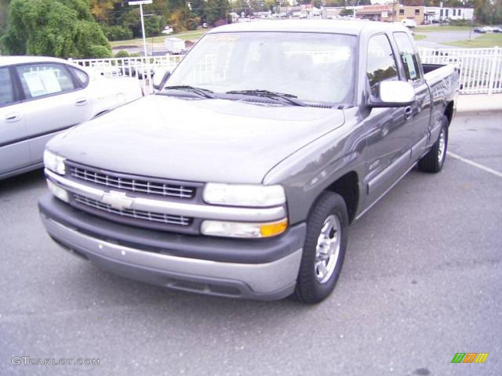 2002 Silverado 1500 LS Extended Cab - Medium Charcoal Gray Metallic / Graphite Gray photo #1